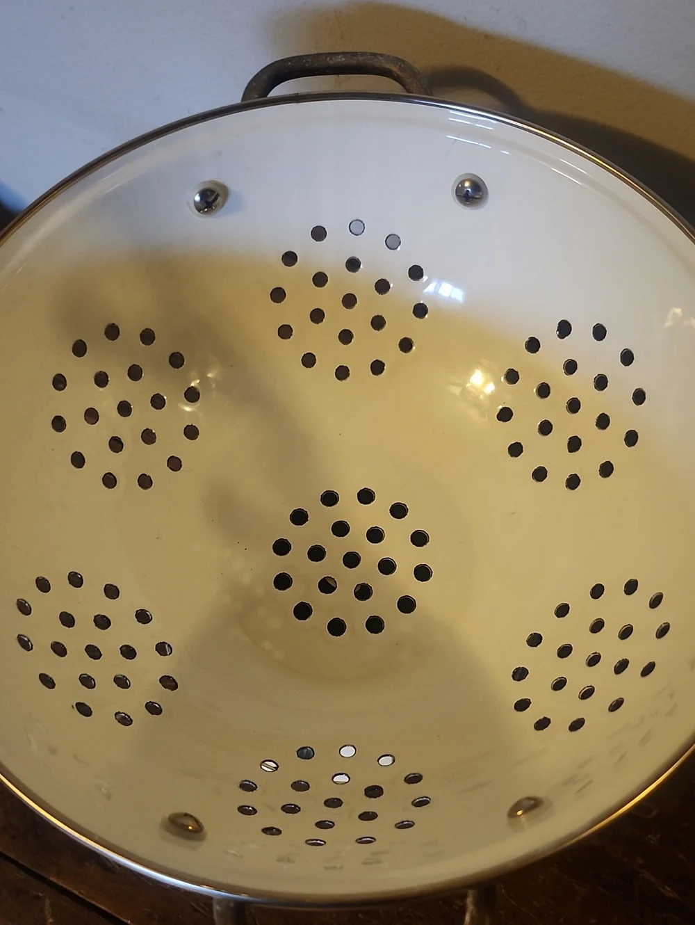 MacKenzie-Childs Courtly Check Large Colander 2.75 Quarts